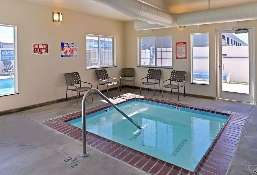 Microtel Inn & Suites By Wyndham Klamath Falls