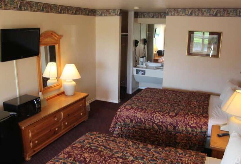 فندق على الطريق Lakeside Inn & Suites