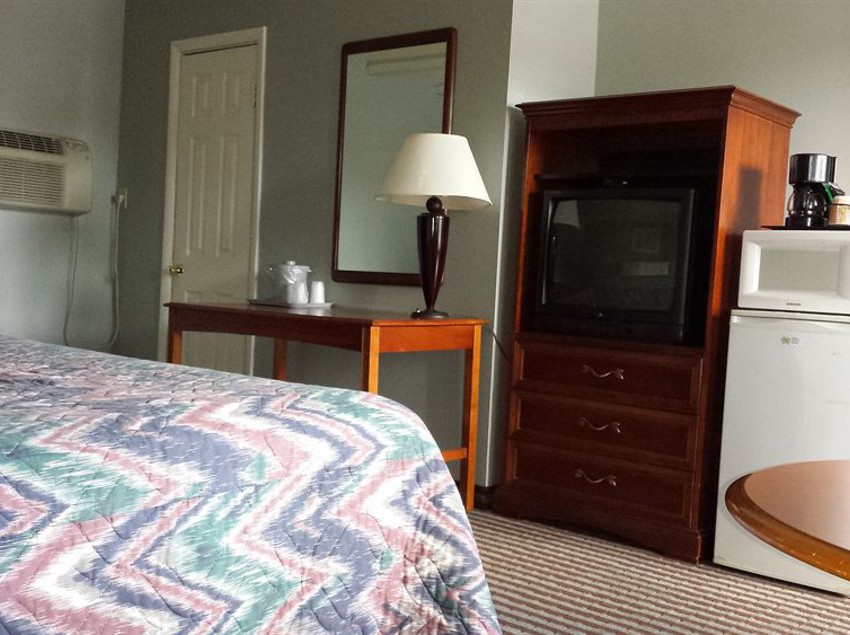 Мотель Travel Inn Lebanon