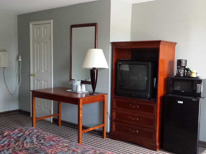 Мотель Travel Inn Lebanon