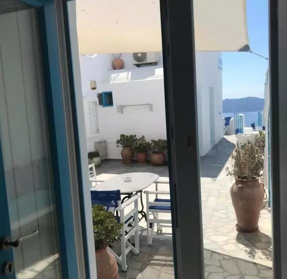 Vallas Apartments & Villas