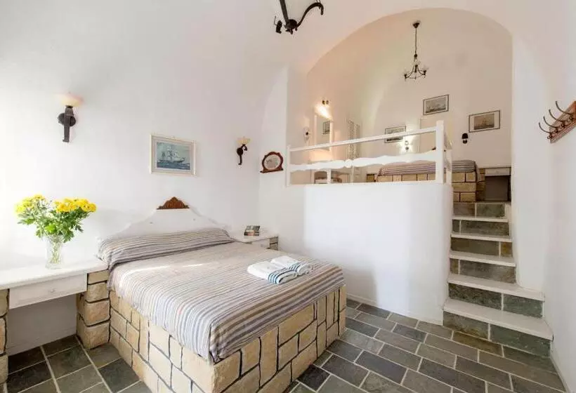 Vallas Apartments & Villas