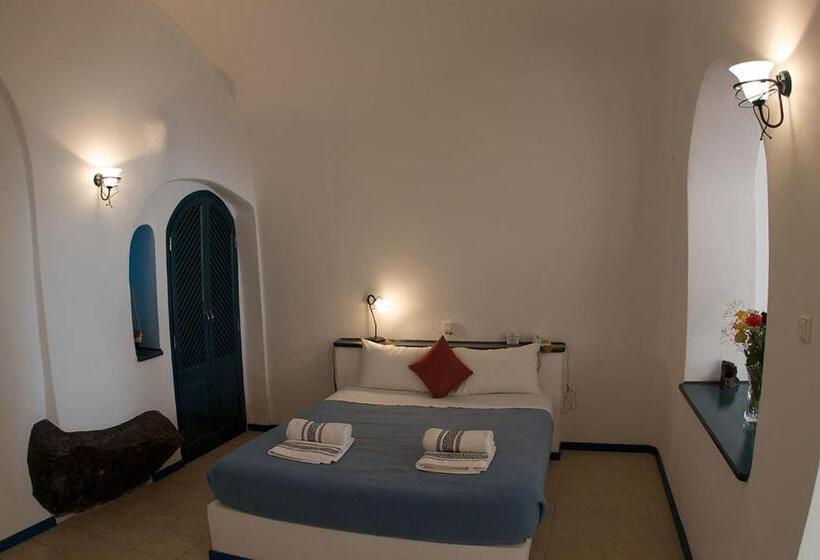 Vallas Apartments & Villas