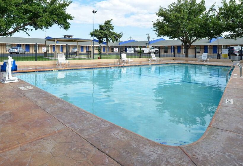 فندق Americas Best Value Inn Lubbock East