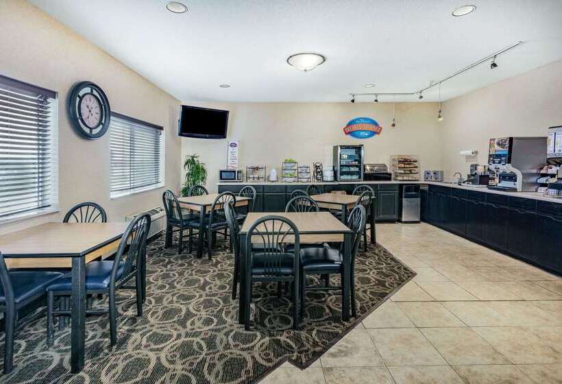 Отель Baymont By Wyndham Casper East