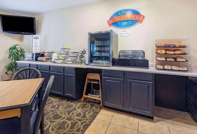 בית מלון כפרי Baymont By Wyndham Casper East