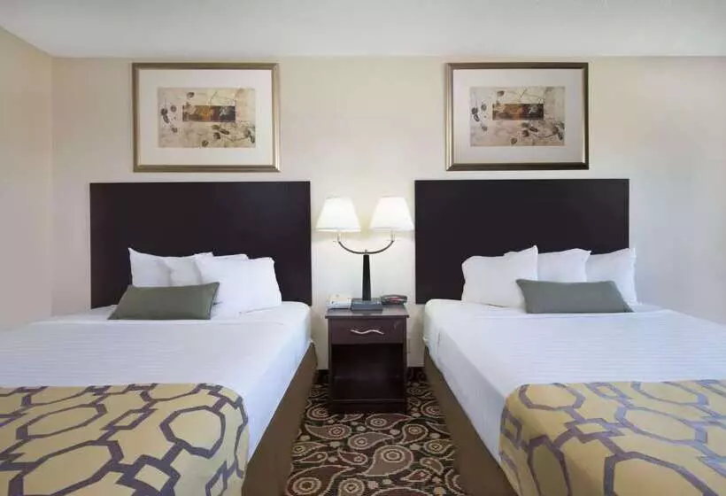 בית מלון כפרי Baymont By Wyndham Casper East