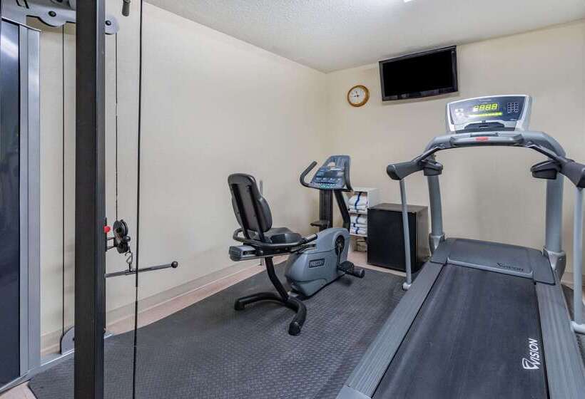 Отель Baymont By Wyndham Casper East