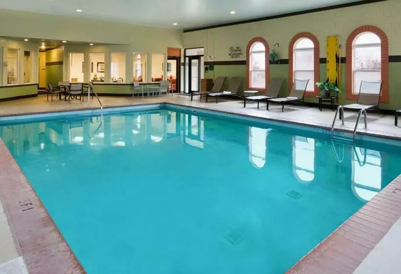 فندق Charwood Suites