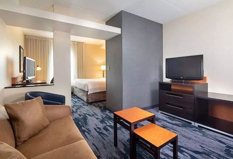 ホテル Fairfield Inn & Suites By Marriott Toronto Mississauga