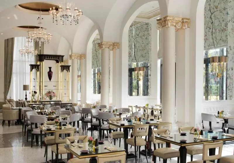 Four Seasons Hotel Baku