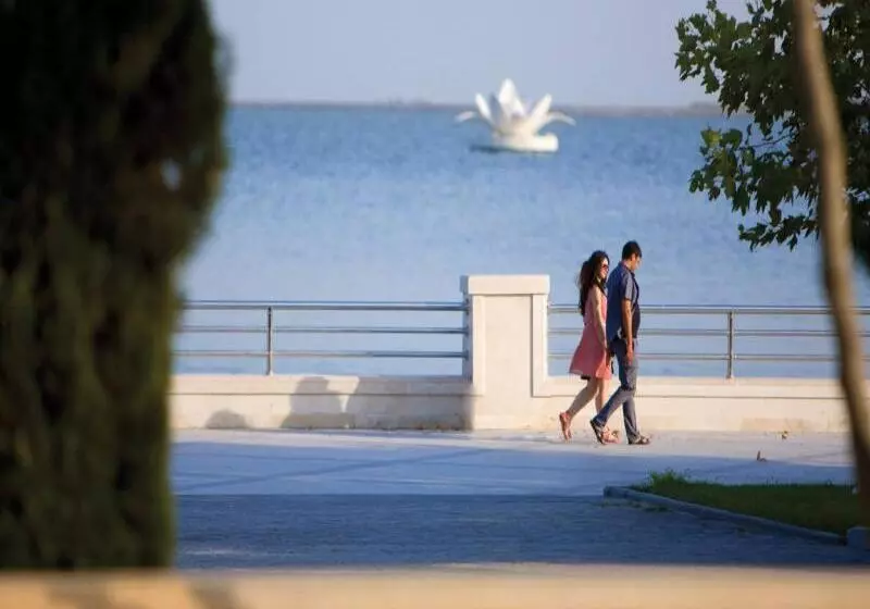 Four Seasons Hotel Baku