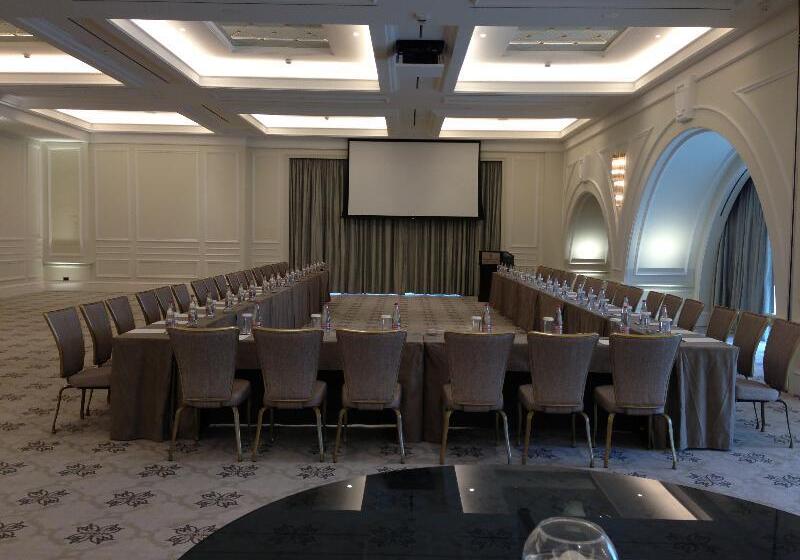 Four Seasons Hotel Baku