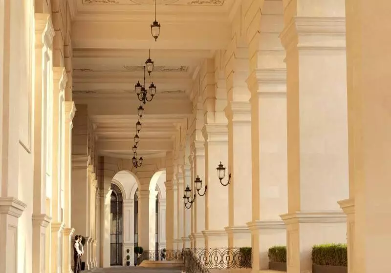 Four Seasons Hotel Baku