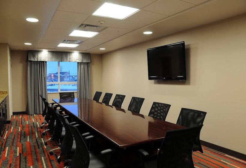 호텔 Chateau Inn & Suites Bonnyville