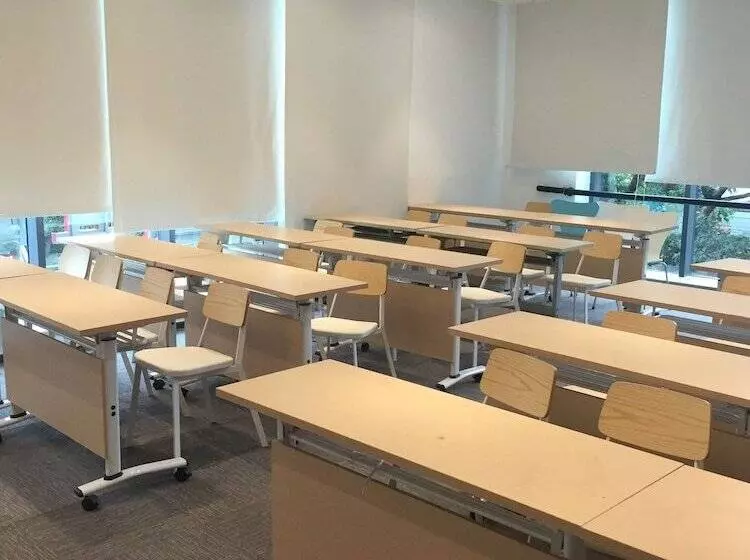 هتل Ibis Chengdu Kehua