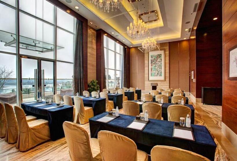 בית מלון כפרי Intercontinental Heilong Lake By Ihg