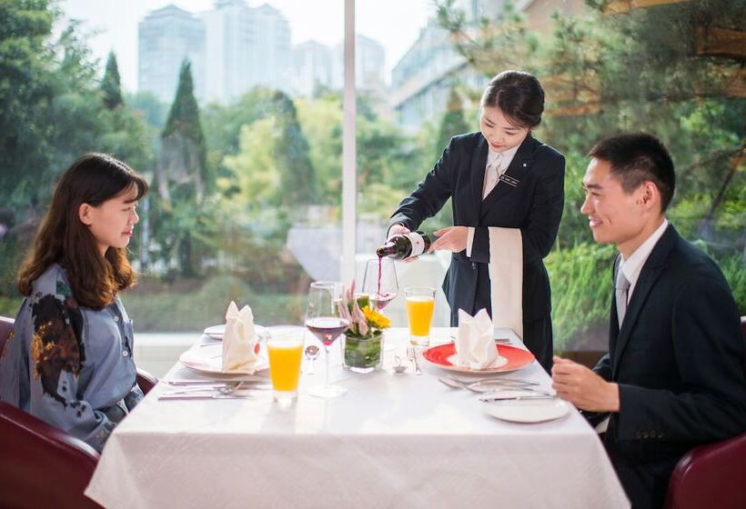 Otel Pullman Linyi Lushang