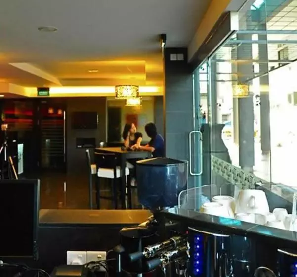 בית מלון כפרי Tat Place