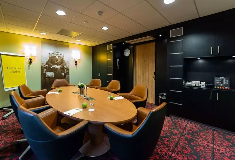 ホテル Tulip Inn Leiden Centre