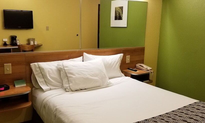 Microtel Inn & Suites By Wyndham Delphos