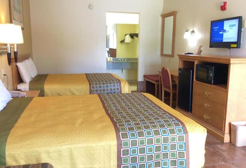 فندق على الطريق Texas Inn  Welasco/mercedes