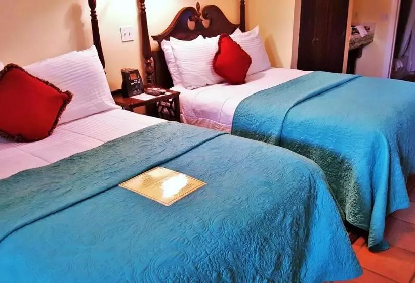 The Caribbean Court Boutique