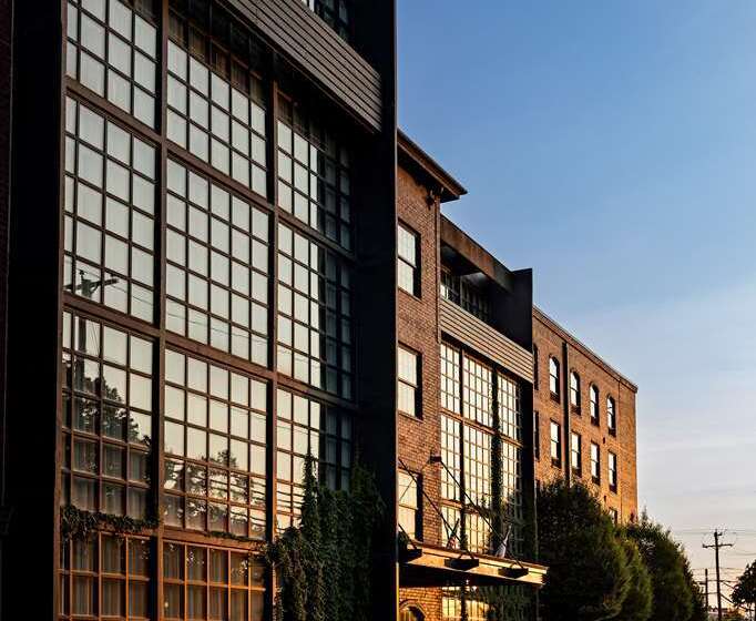 The Loom Hotel, Tapestry Collection By Hilton