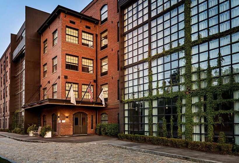 The Loom Hotel, Tapestry Collection By Hilton