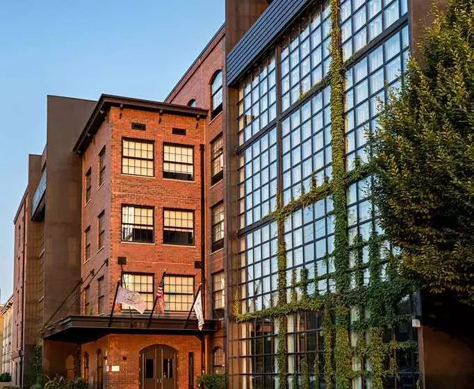 The Loom Hotel, Tapestry Collection By Hilton