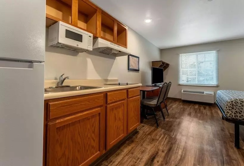 Woodspring Suites Macon North