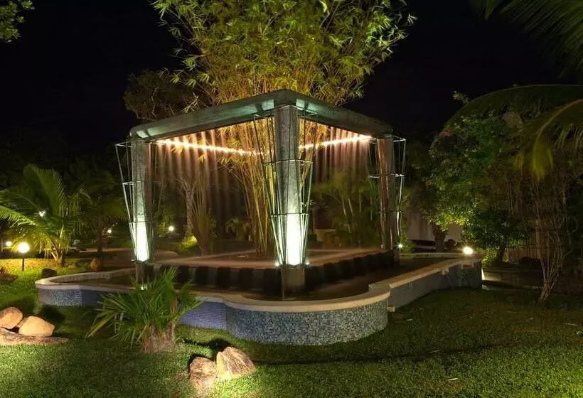 Cocoon Resort & Villas