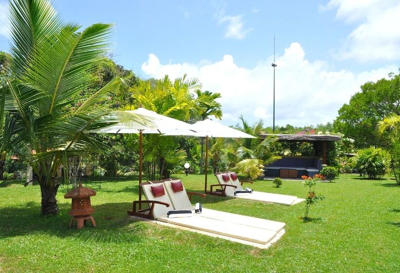 Cocoon Resort & Villas