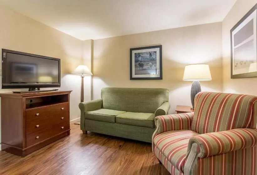 Country Inn & Suites By Radisson, Knoxville At Cedar Bluff, Tn