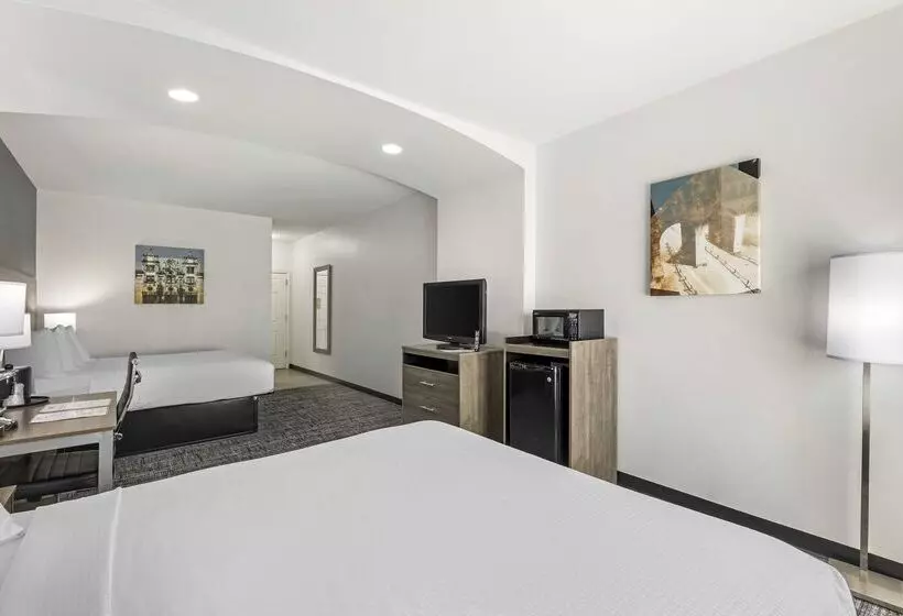 هتل Best Western Plus Midamerica