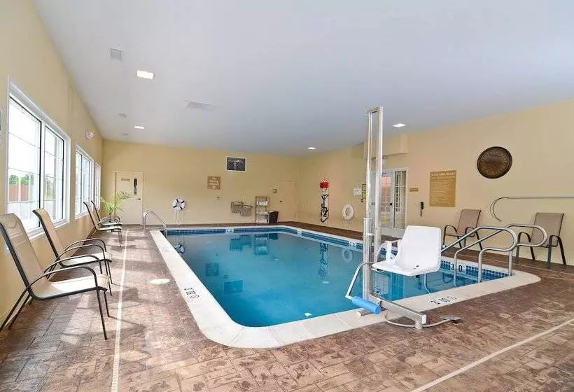 Отель Candlewood Suites Chambersburg, An Ihg