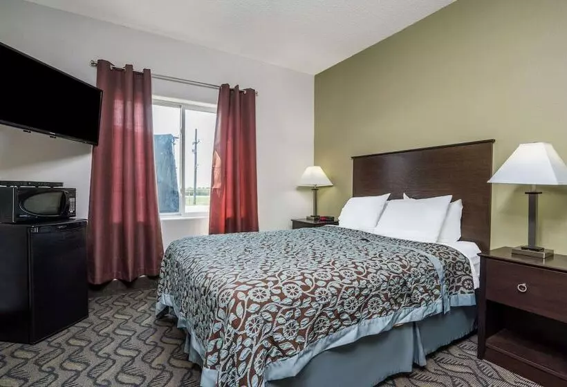 Отель Days Inn By Wyndham Fargo/casselton