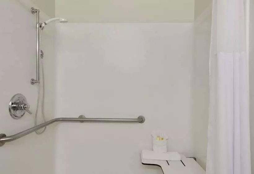 호텔 Days Inn & Suites By Wyndham Conroe North