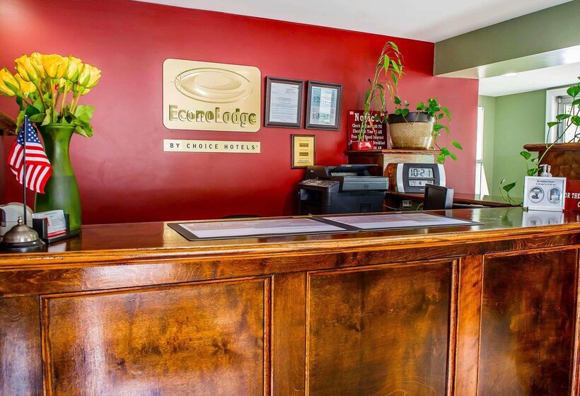 Отель Econo Lodge Jefferson Hills Hwy 51