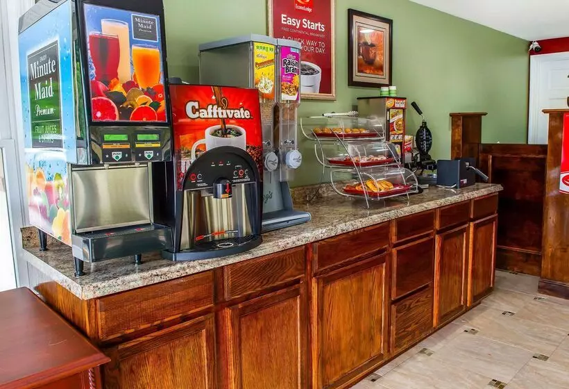 Отель Econo Lodge Jefferson Hills Hwy 51