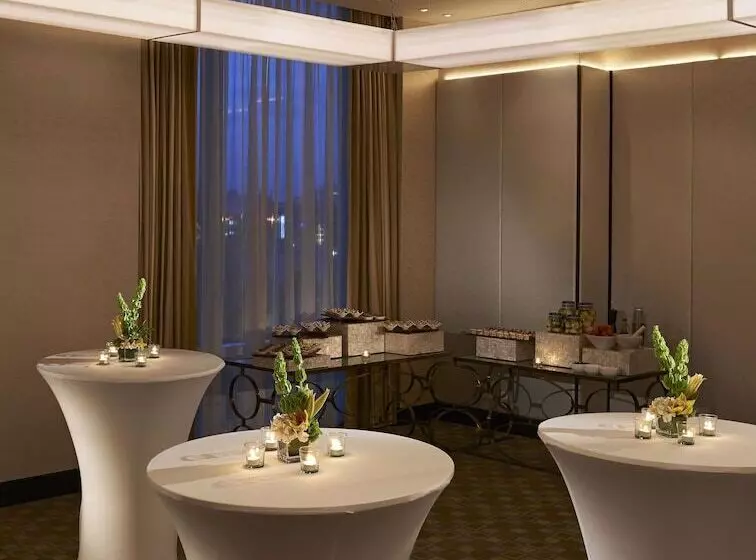 Hotel Fairmont Makati