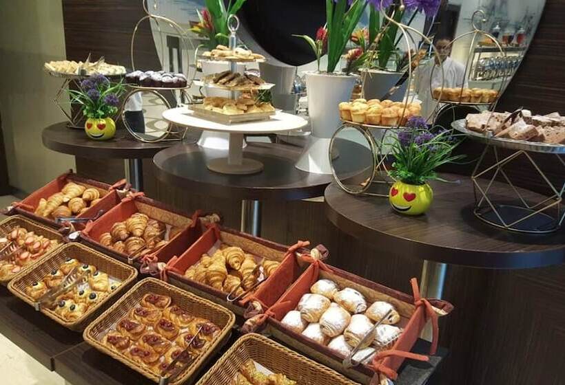 فندق Holiday Inn Meydan, An Ihg