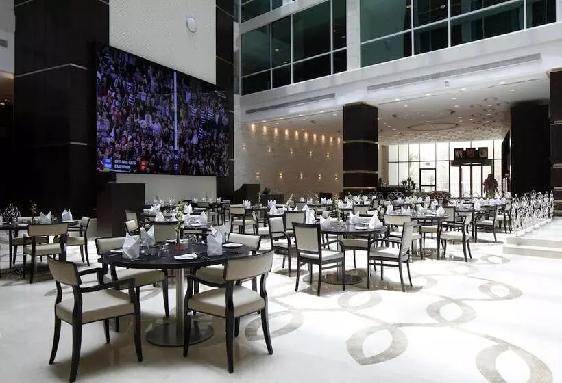 בית מלון כפרי Holiday Inn Meydan, An Ihg