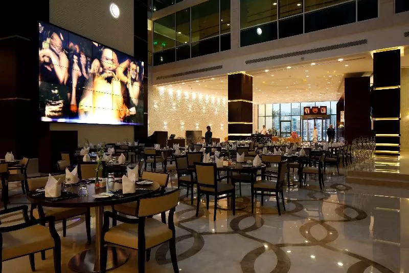 בית מלון כפרי Holiday Inn Meydan, An Ihg