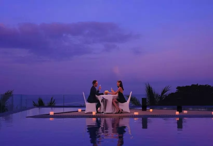 Отель Le Meridien Bali Jimbaran