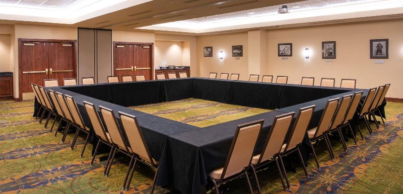 Szálloda Nced Conference Center &