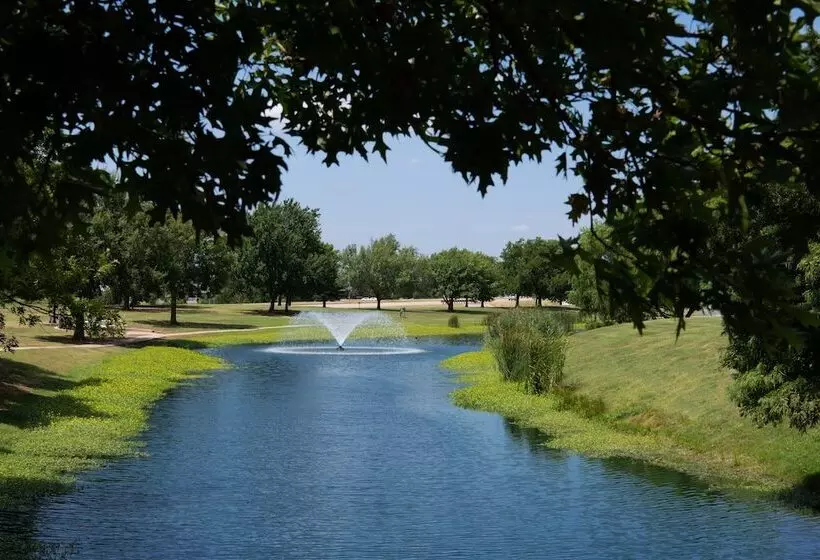 ホテル Nced Conference Center &