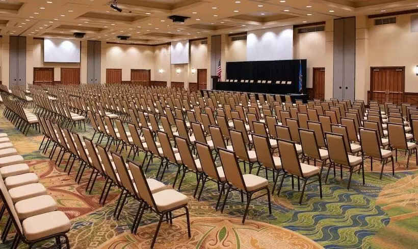 ホテル Nced Conference Center &