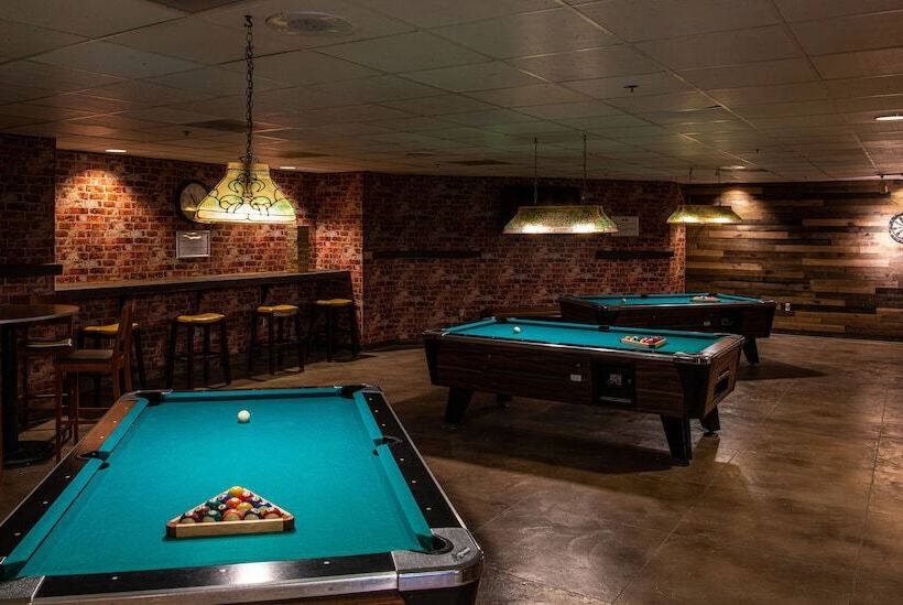 Szálloda Nced Conference Center &