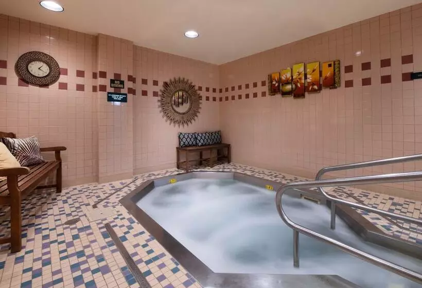 ホテル Nced Conference Center &